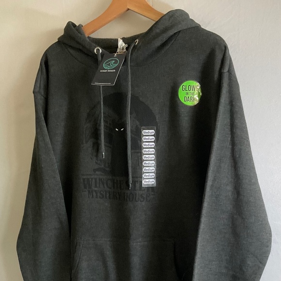 WINCHESTER MYSTERY HOUSE HOODIE SWEATER~SIZE MEDIUM! - Picture 1 of 8